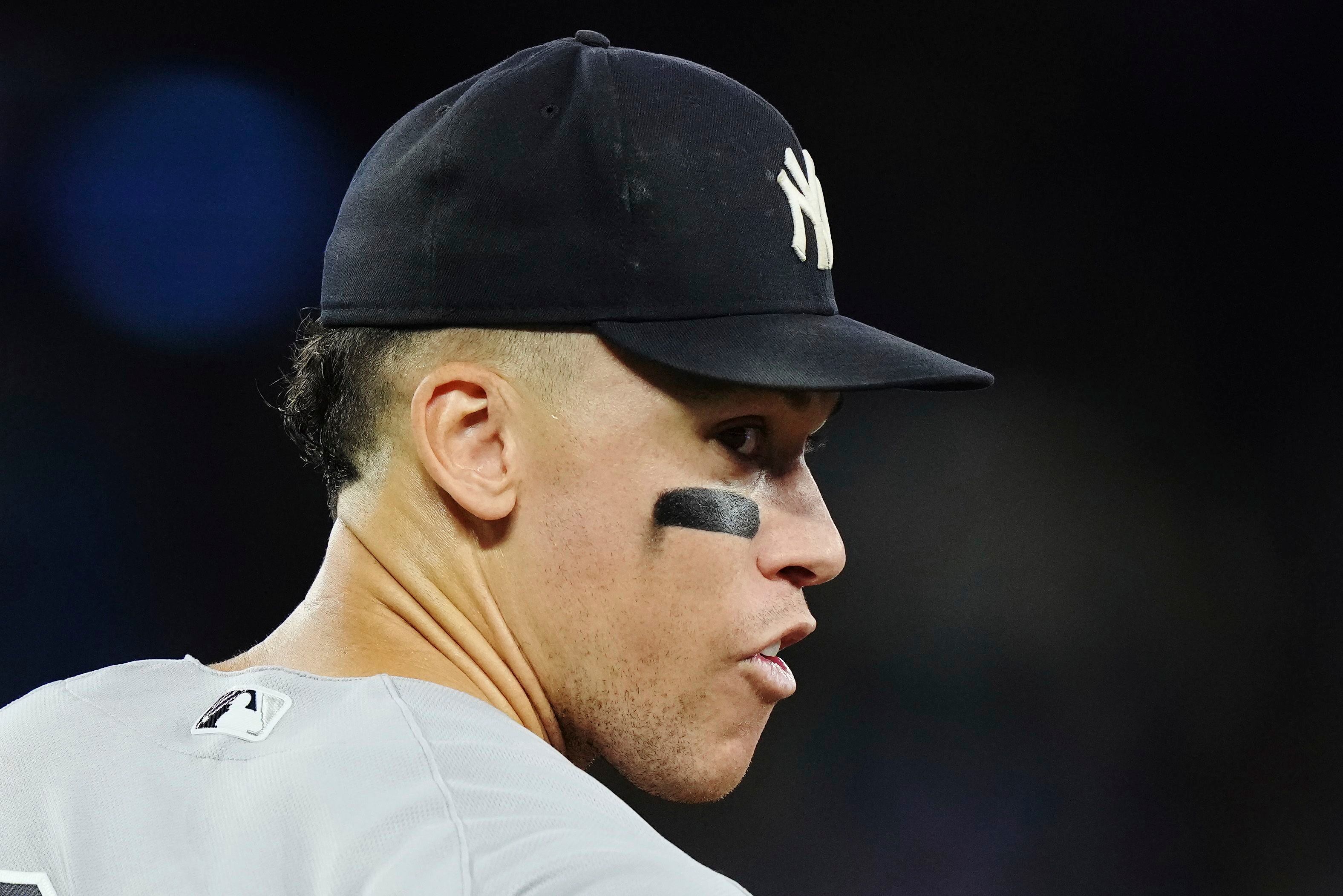 Aaron Judge hits 61st home run, ties Roger Maris for American League record