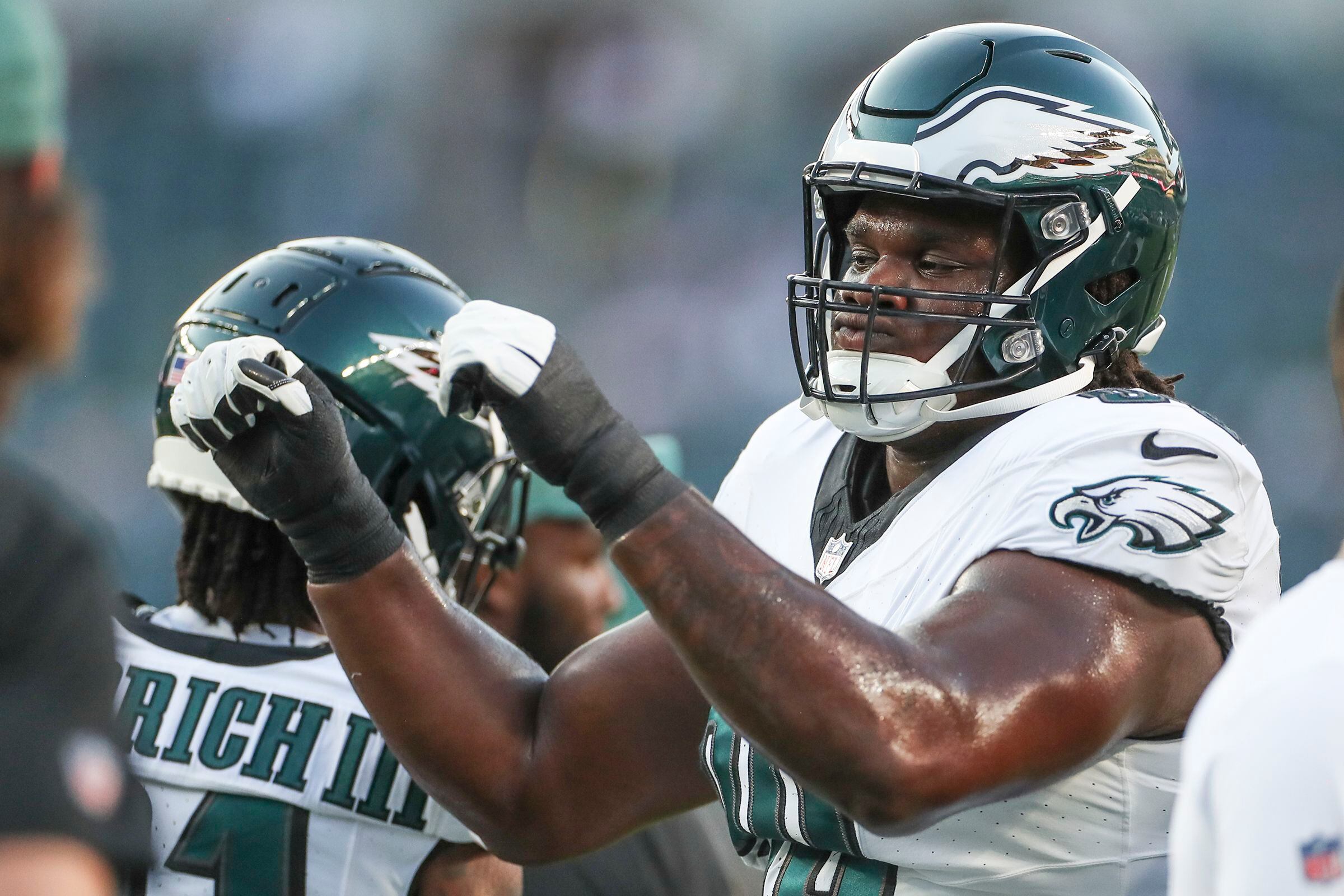 Philadelphia Eagles' roster comparison: 2022 vs. 2023 offense edition