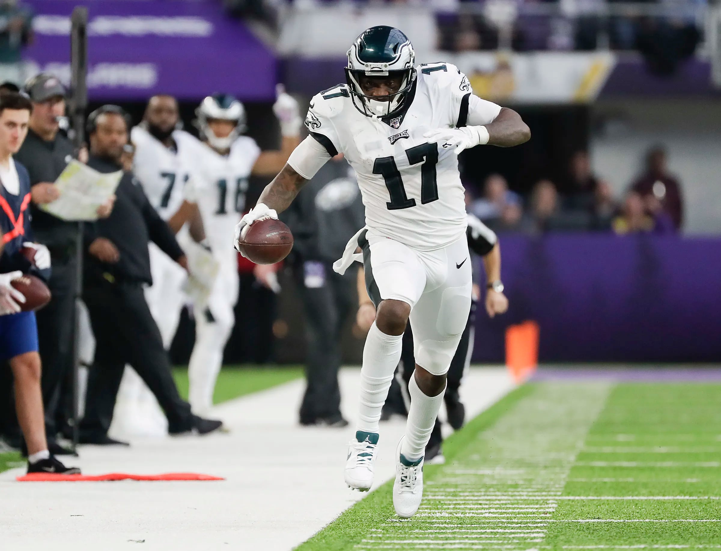 Philadelphia Eagles news: Shopping Alshon Jeffery, impact of a lost  offseason on a defensive back and more 