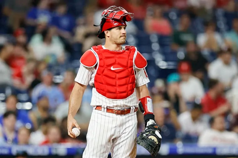 J.T. Realmuto refuses to comply with Canada's Covid rules, Toronto Blue  Jays, J. T. Realmuto, Philadelphia Phillies, Toronto