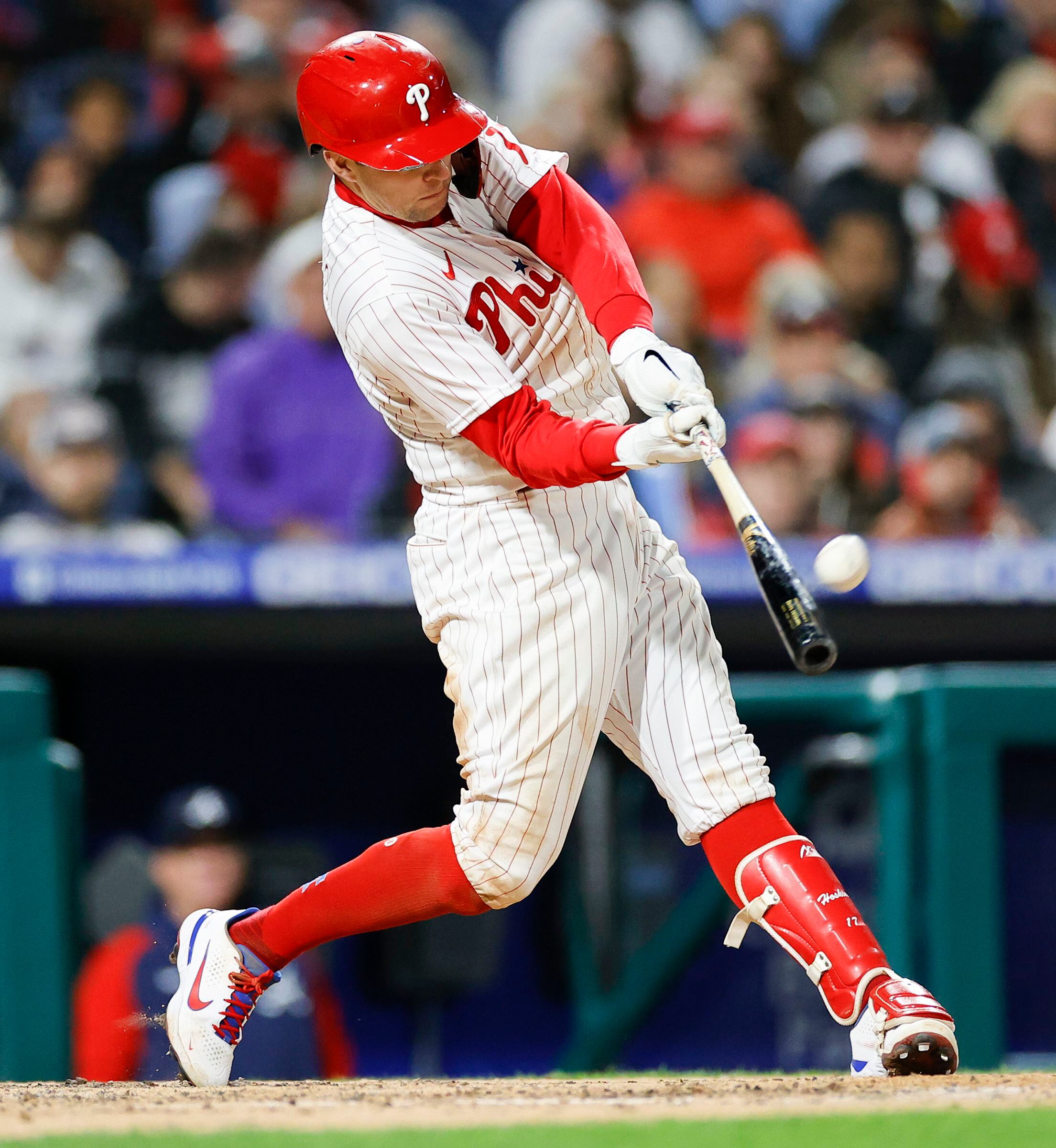 Would you support a lifetime suspension had Rhys Hoskins spiked his bat in  the general direction of a baby? (THE BABY IS OKAY) : r/baseball