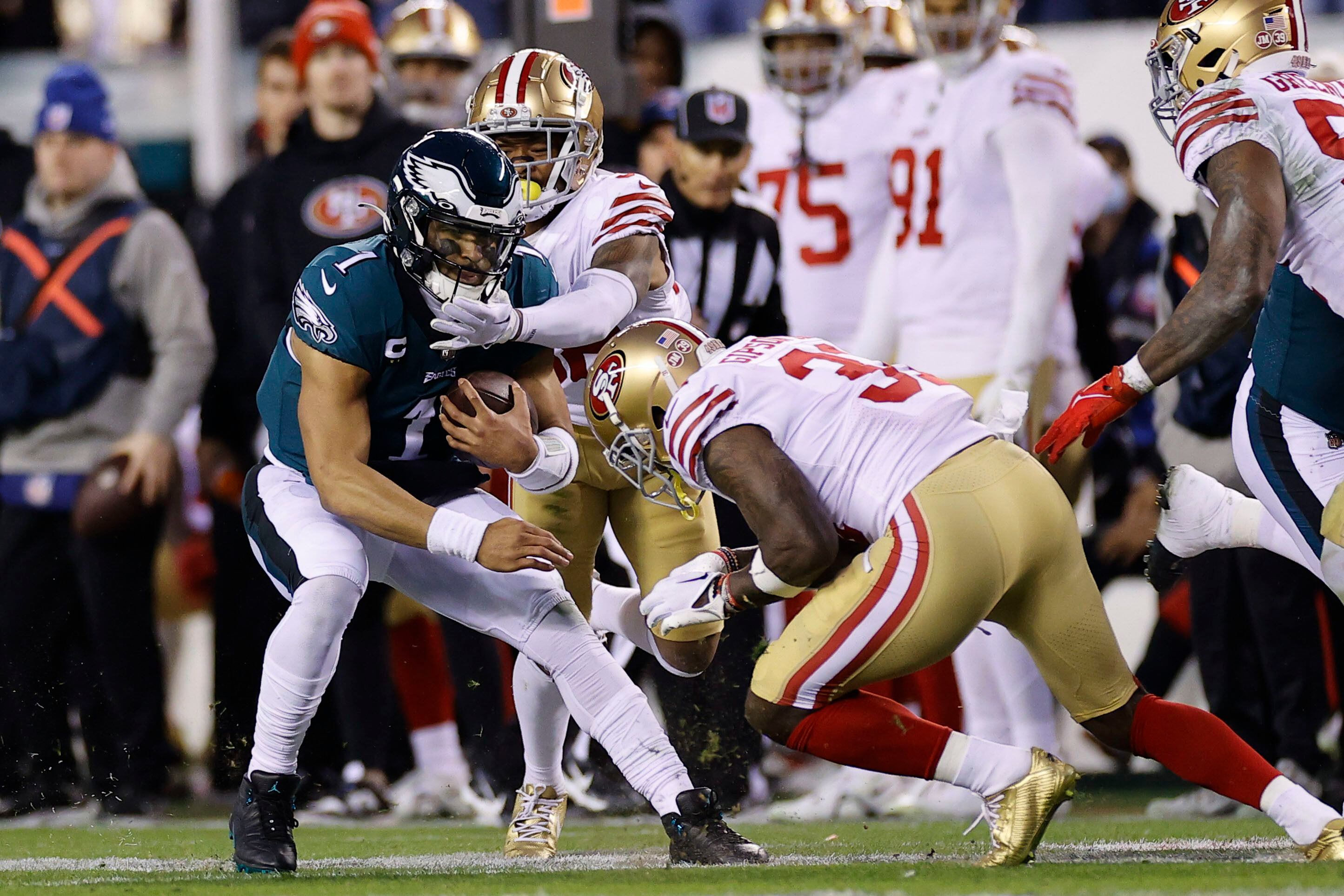 It's a Philly Thing! San Francisco 49ers Routed by the Philadelphia Eagles,  31-7 – Los Angeles Sentinel
