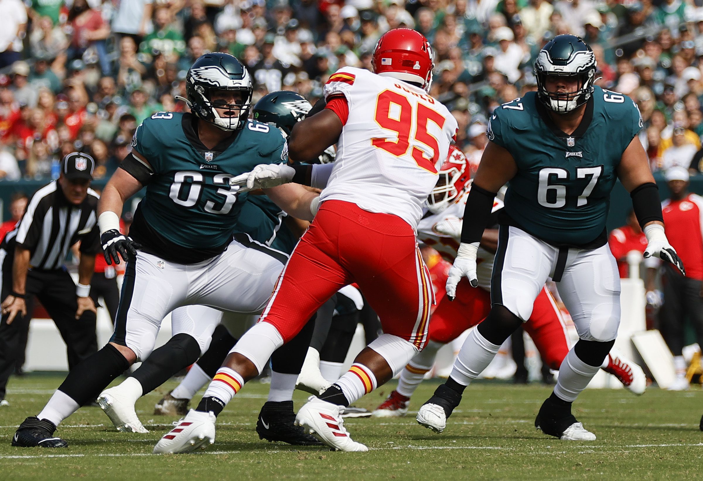 Philadelphia Eagles' patchwork offensive line played great against