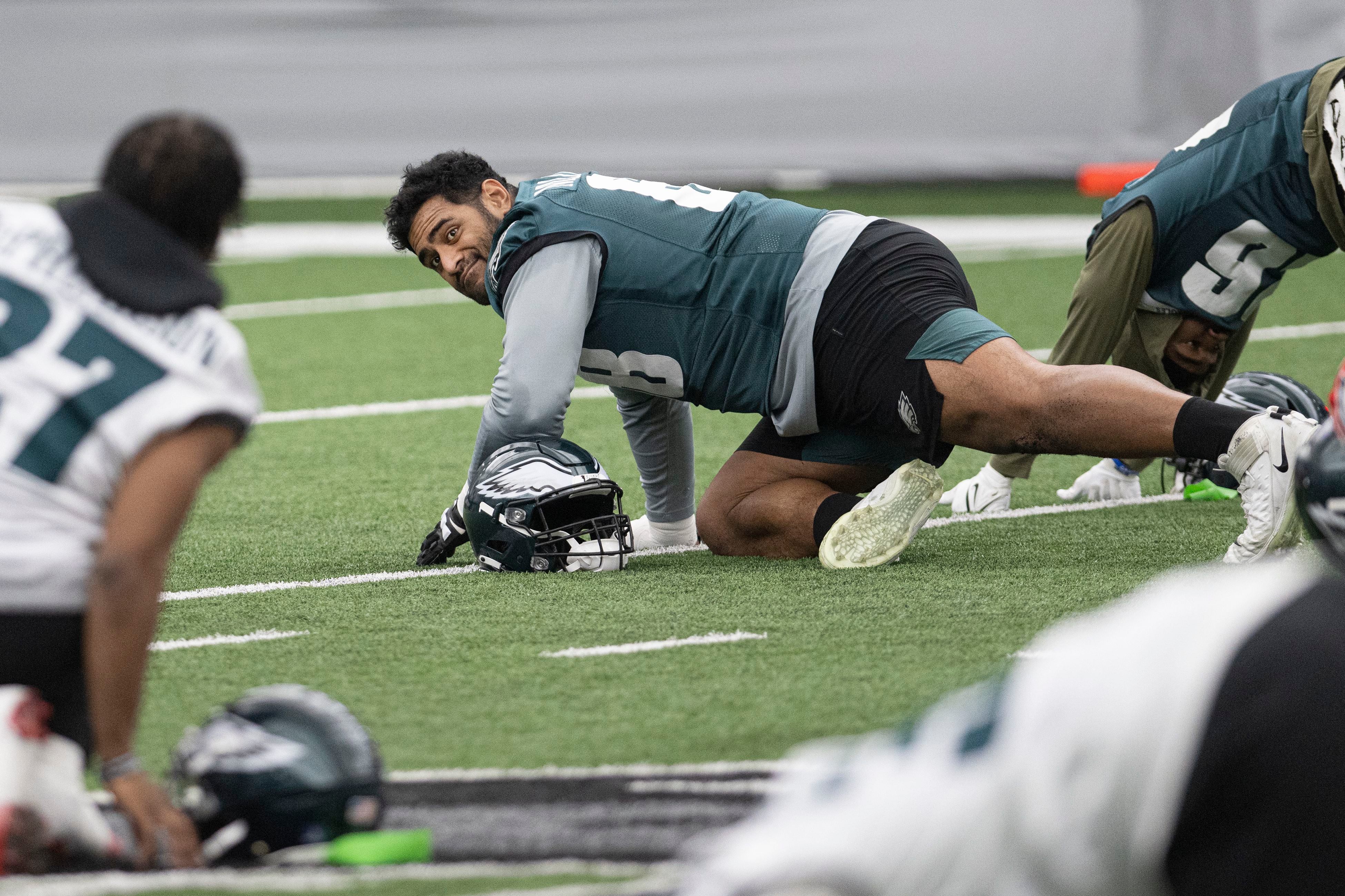 WATCH: Eagles Left Tackle Jordan Mailata sings at his OWN Wedding