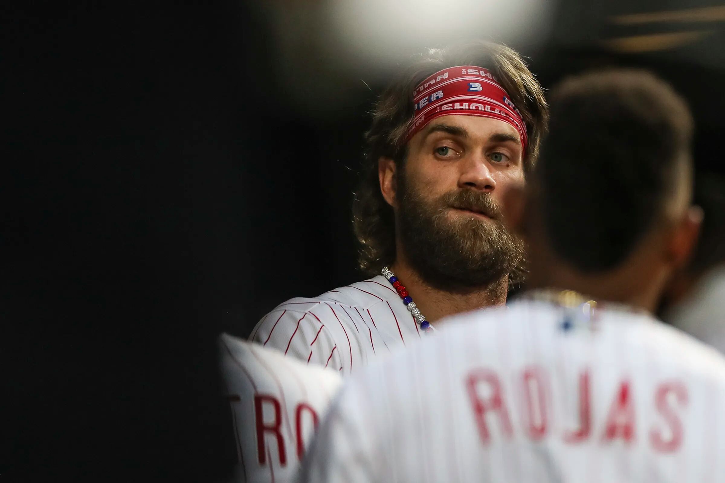 Bryce Harper wore elbow brace in his return and MLB fans were shocked