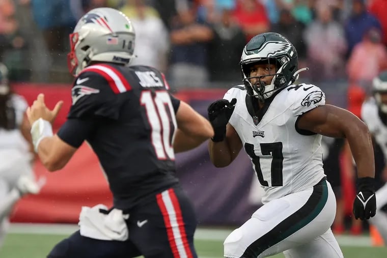 Josh Tolentino on X: Special appearance from A.J. Brown's daughter,  Jersee, during pregame warmups 📸: @PhillyInquirer   / X