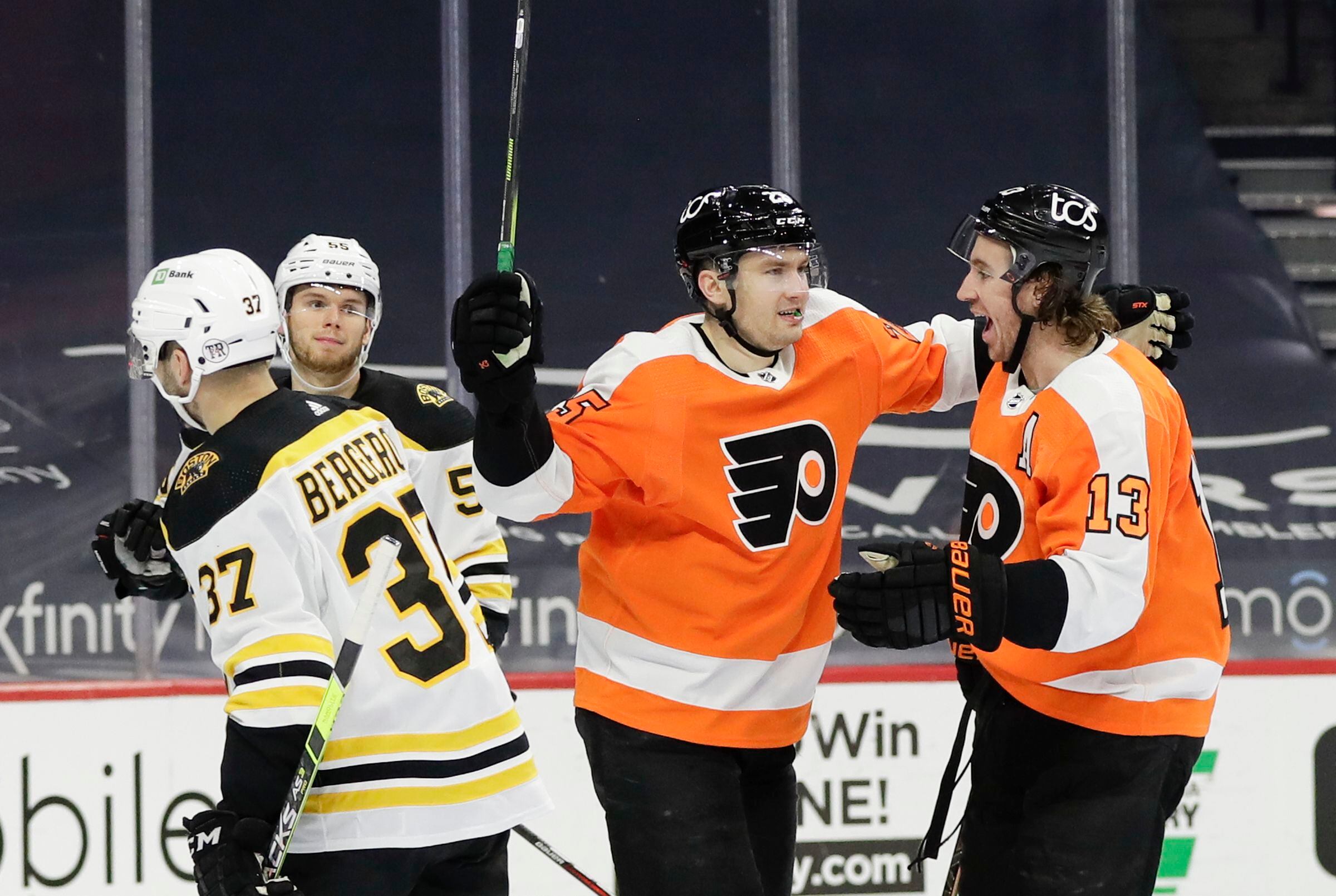 Flyers spoil Bruins' banner night