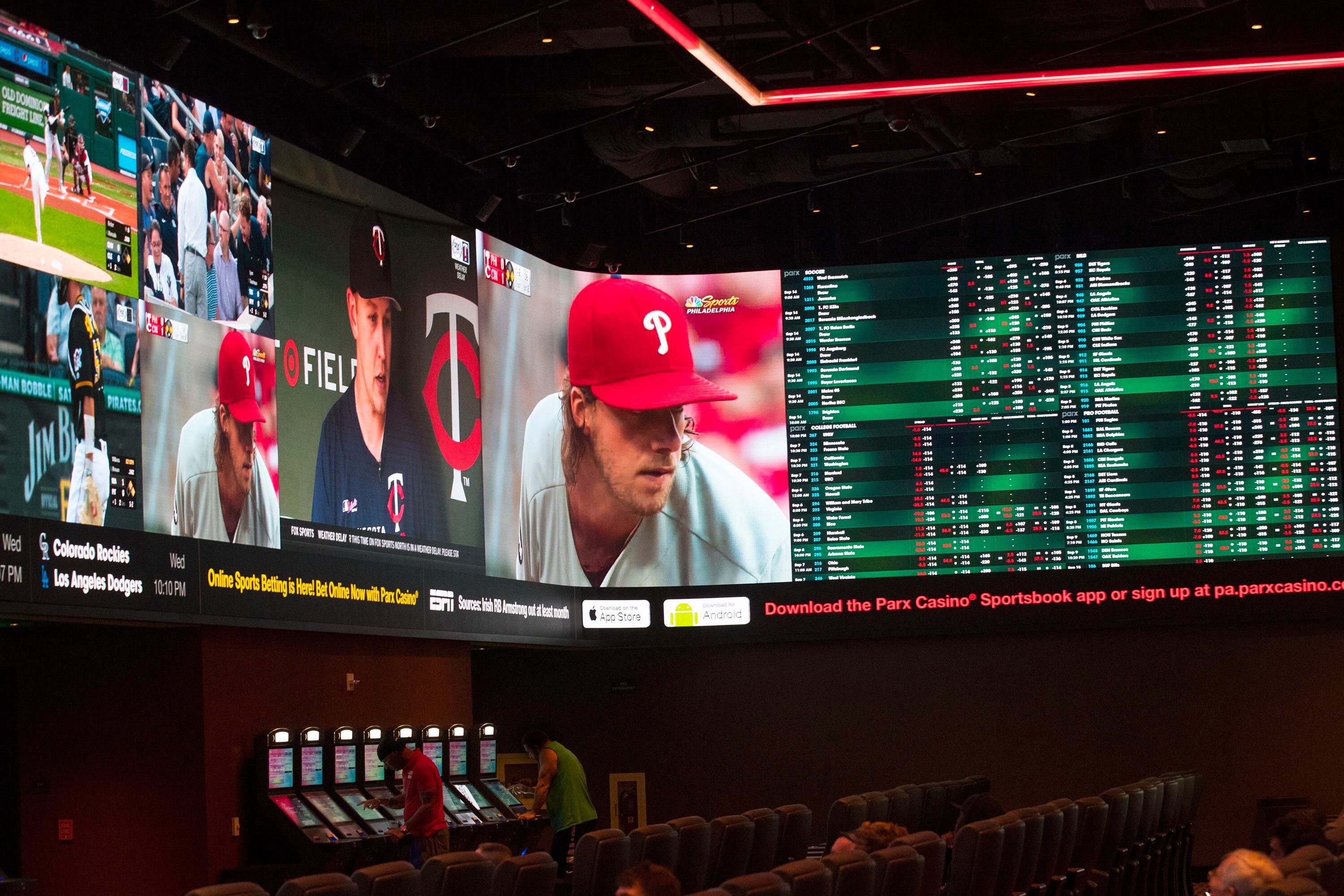 Indoor Football League Partners with Micro-Sports Betting Specialists  Simplebet