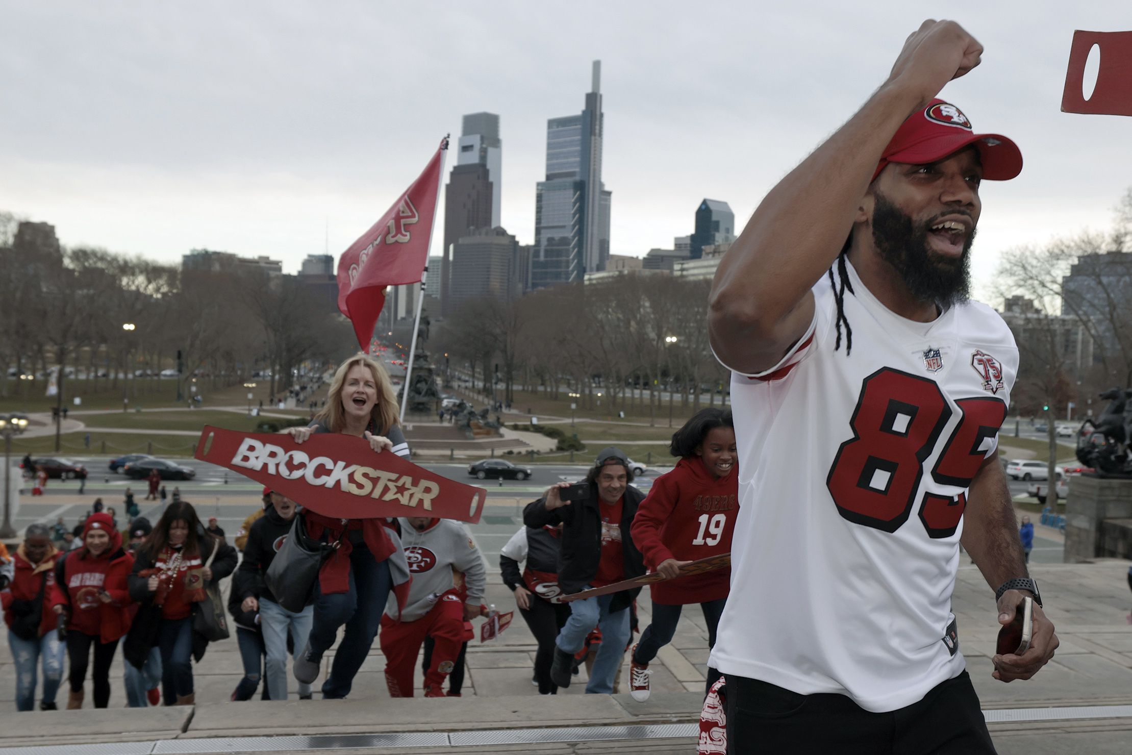 49ers fans put a Niners shirt on the Rocky statue 