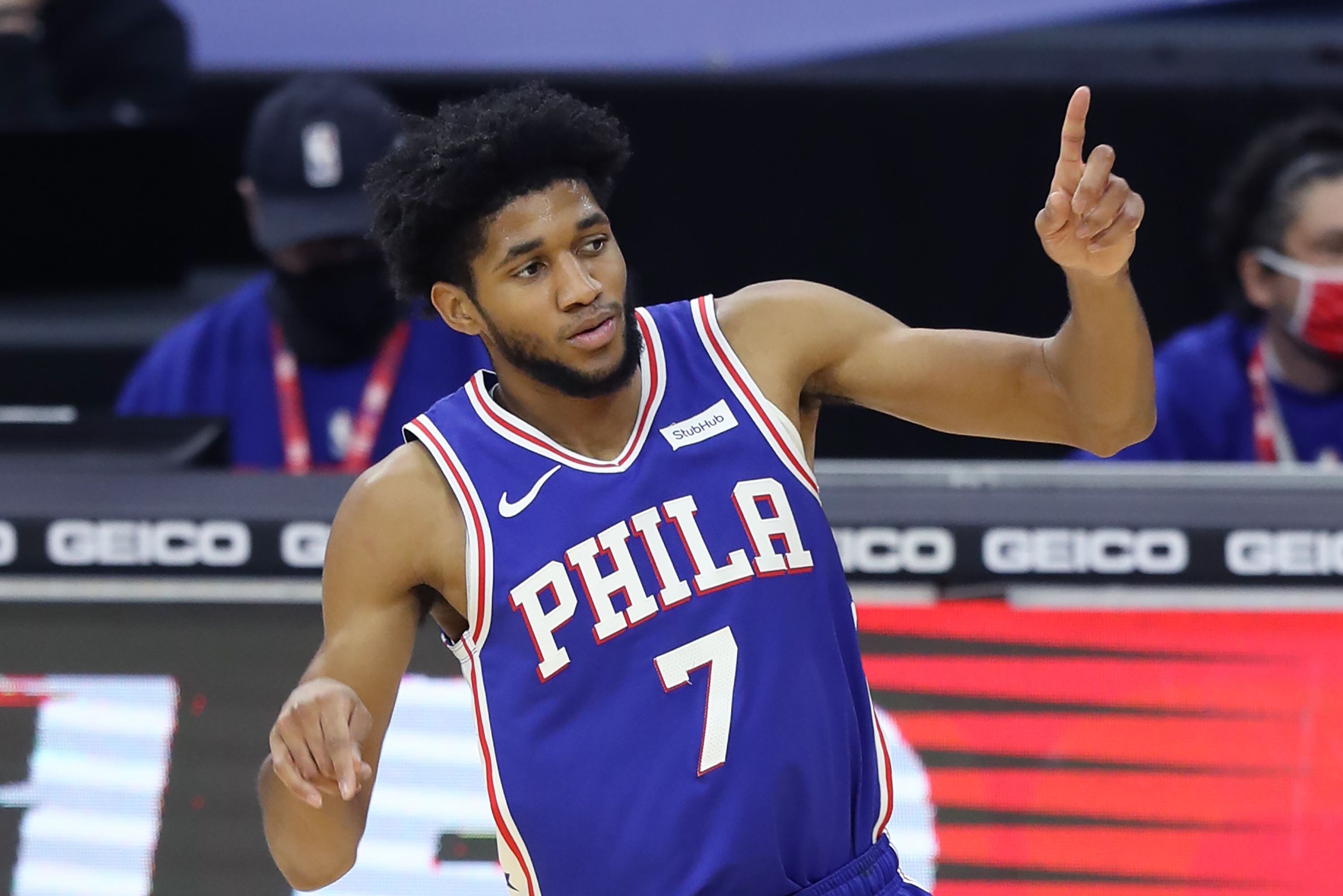 The Philadelphia 76ers have to make a decision about Isaiah Joe