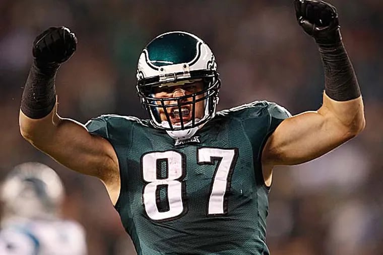 Like many of his Eagles teammates, this year has been one to forget for Brent Celek. (David Maialetti/Staff file photo)