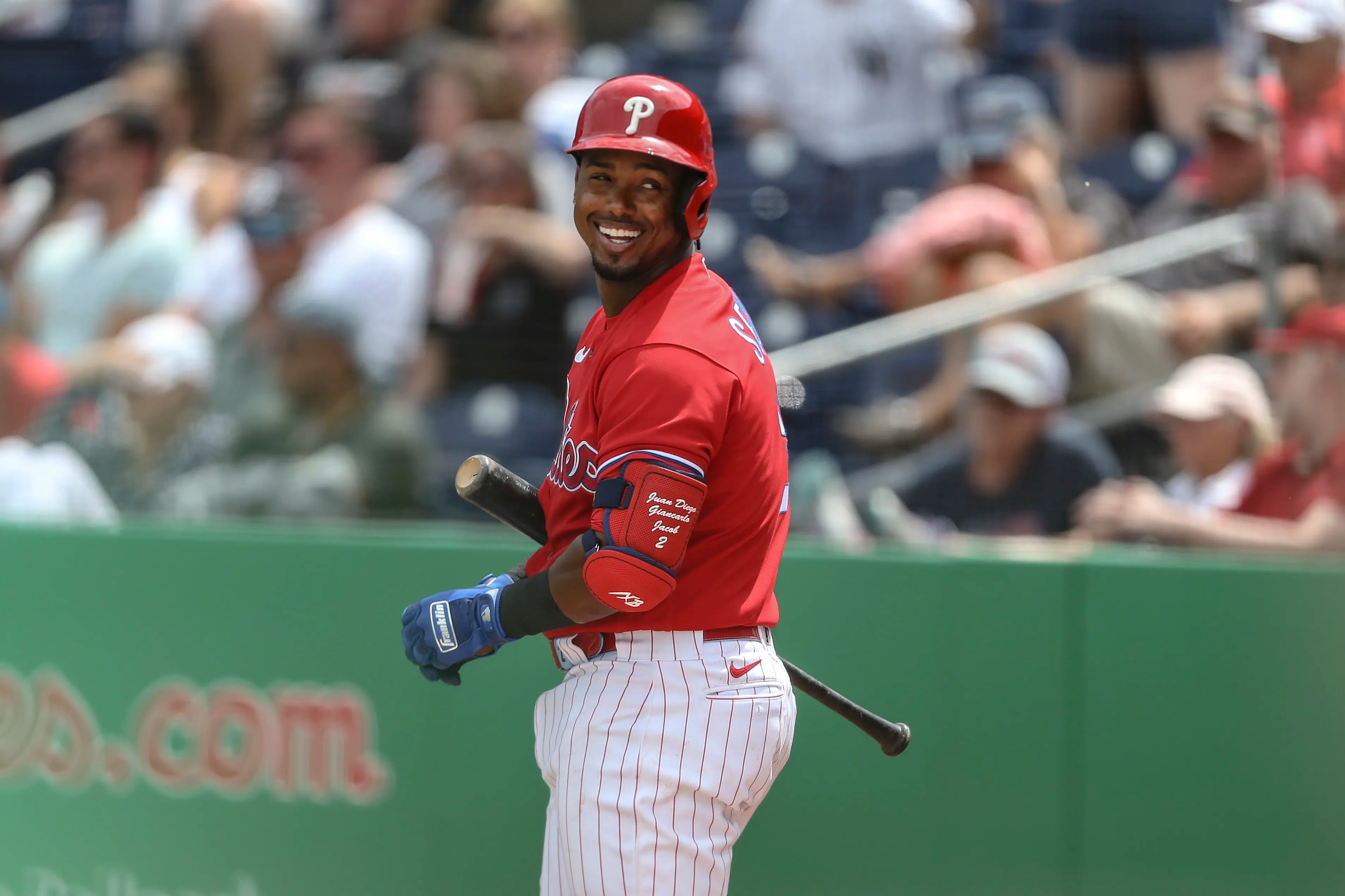 Phillies stay hot, sweep Yankees right out of Philadelphia – NBC