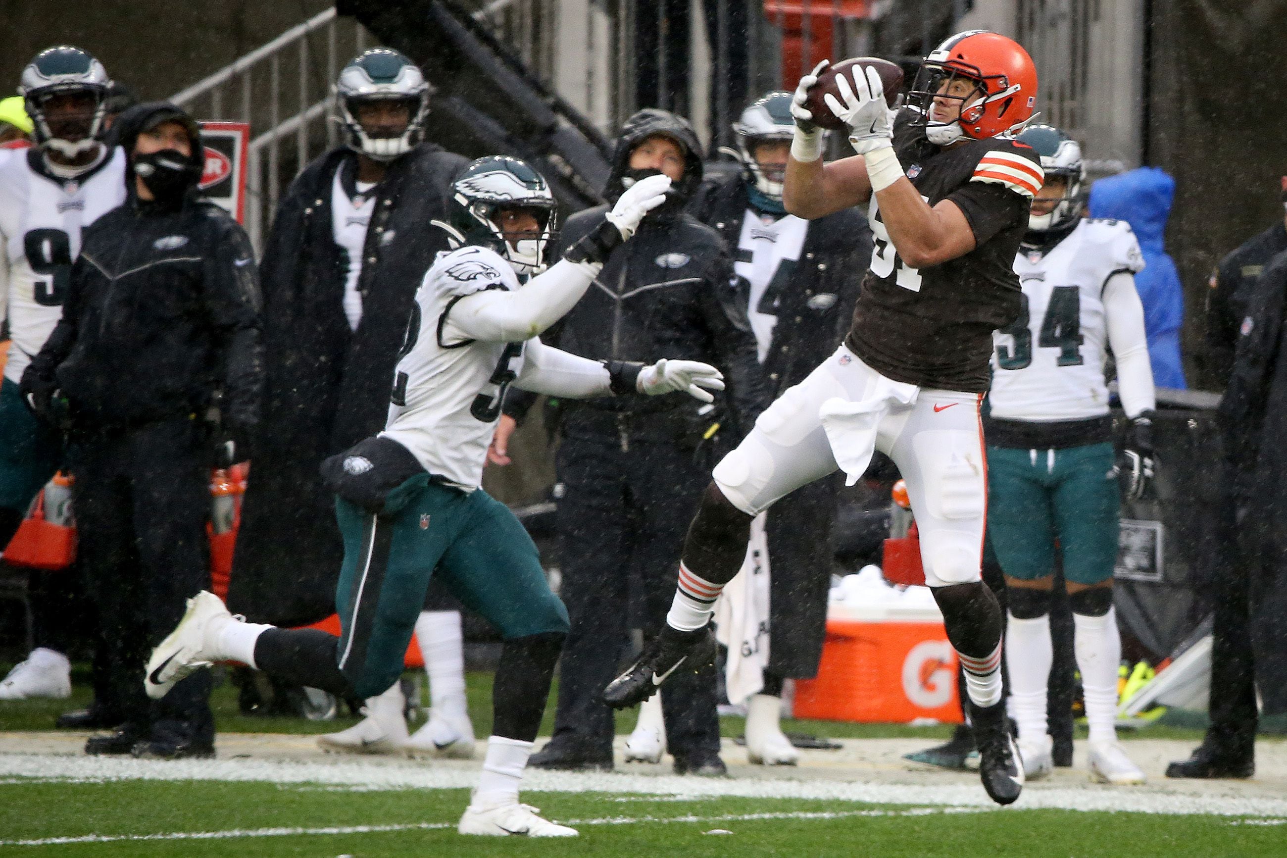 Browns Linebacker Sione Takitaki Scores First NFL Touchdown On Pick-Six