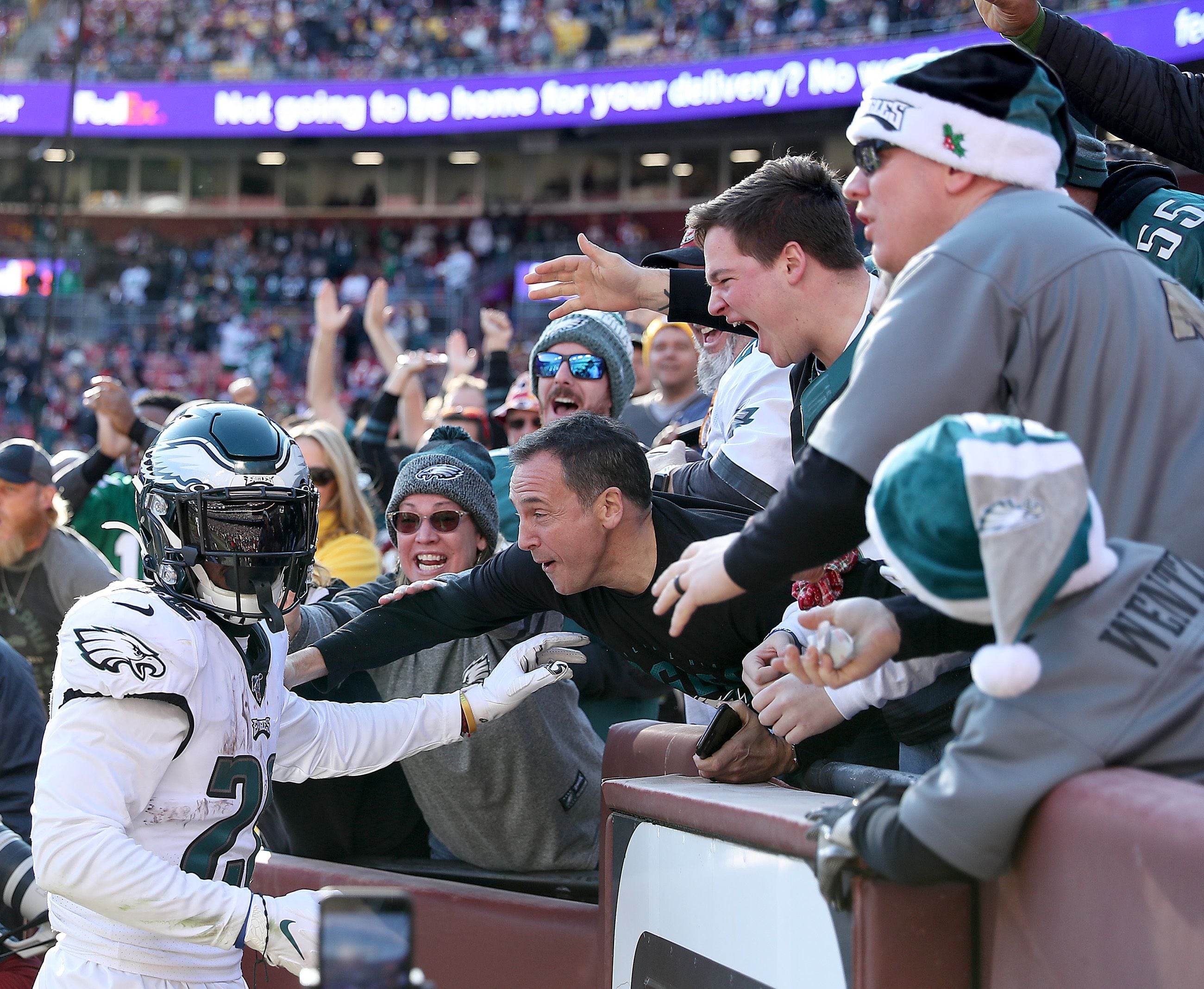 Eagles-Redskins: Carson Wentz's jersey ripped (photos) - SI Kids: Sports  News for Kids, Kids Games and More