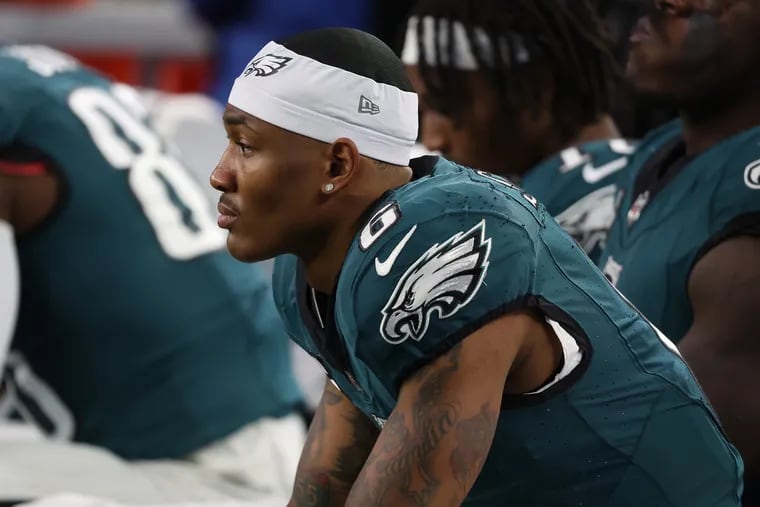 Philadelphia Eagles news: DeVonta Smith status, injury updates, NFC East standings, playoff picture