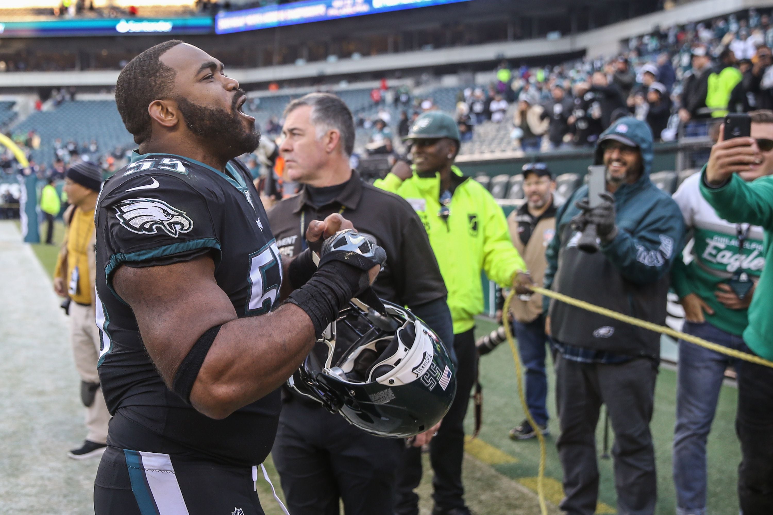 Jason Kelce, Brandon Graham wasting twilight seasons on moribund Eagles  team - The Athletic