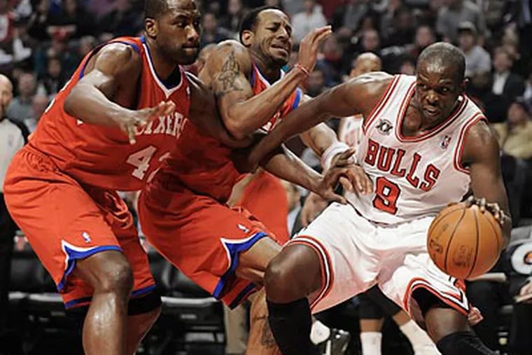 The Bulls led the 76ers by as many as 51 points during the fourth quarter. (Paul Beaty/AP)