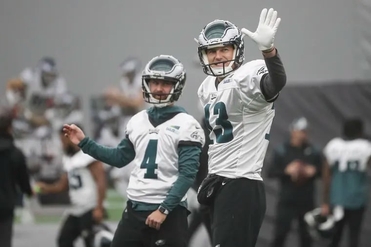 Why did Brett Kern sign with the Eagles?