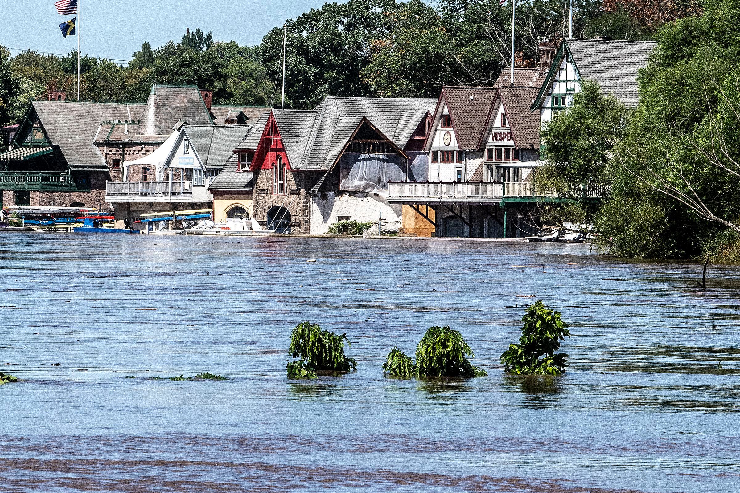 Hurricane Ida floods damages Philadelphia s boathouse row