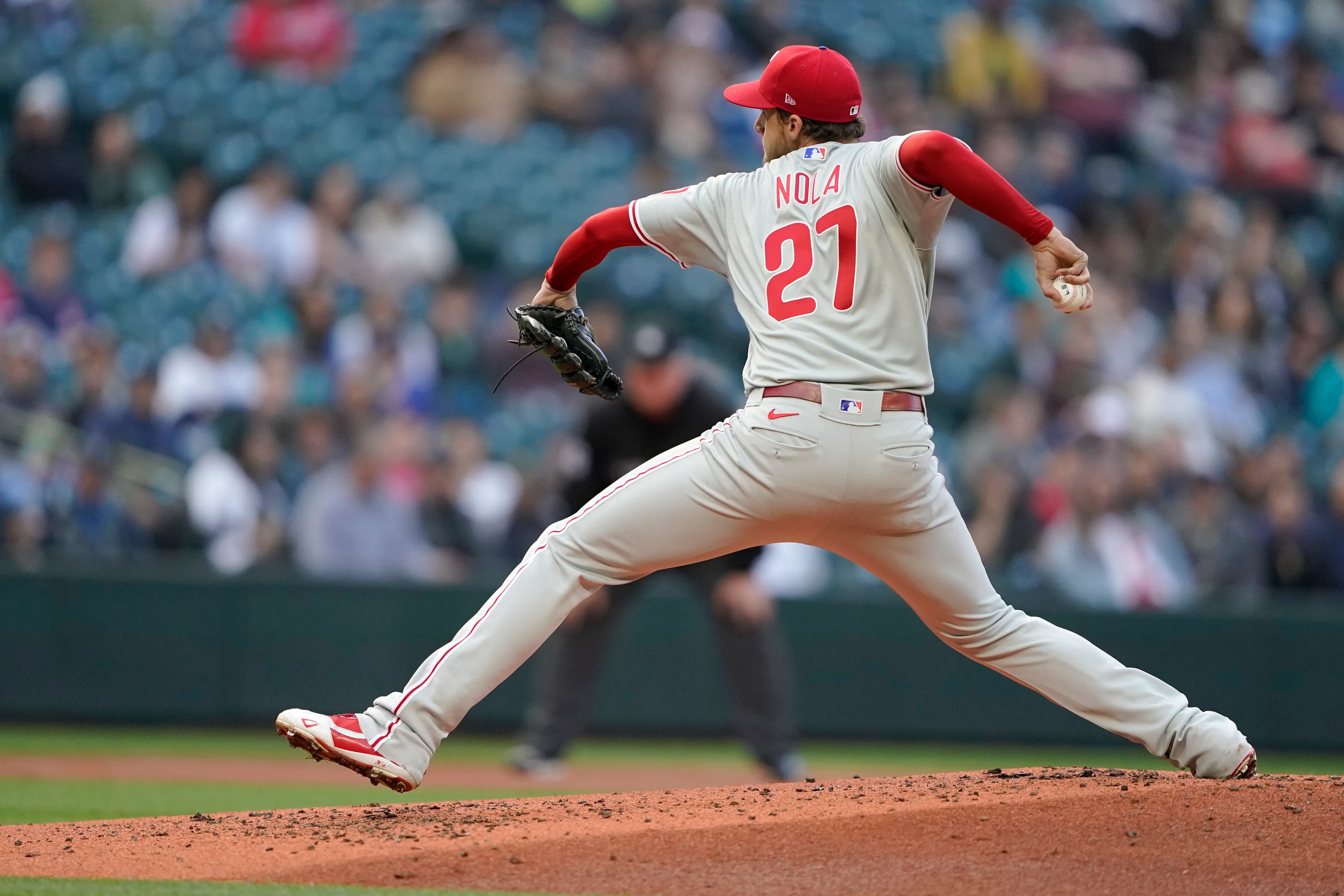 The Reds and Phillies have common enemy following Joe Girardi's ejection