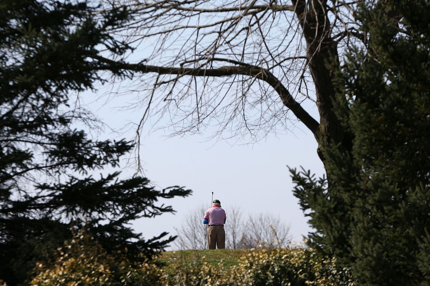 Despite coronavirus, golf in full swing at many area courses