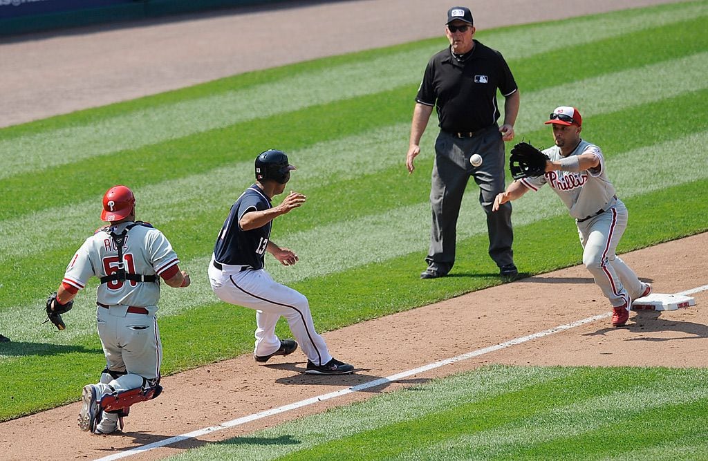 Halladay, Phillies beat Nationals in Memorial Day matinee