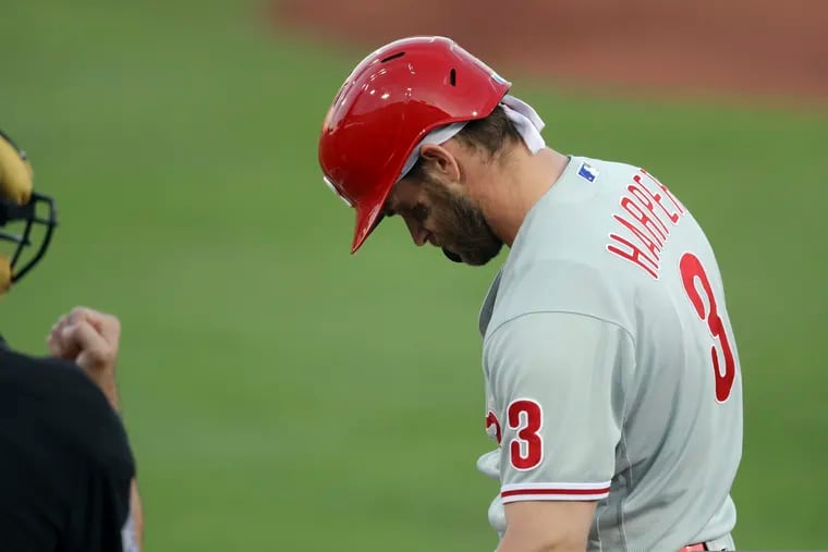 Phillies lose Bryce Harper, J.T. Realmuto, and the game, 4-0, in  error-filled night vs. Blue Jays