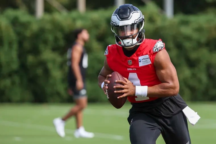 Eagles quarterback Jalen Hurts throws during practice at the NovaCare Complex in South Philadelphia on Sunday.