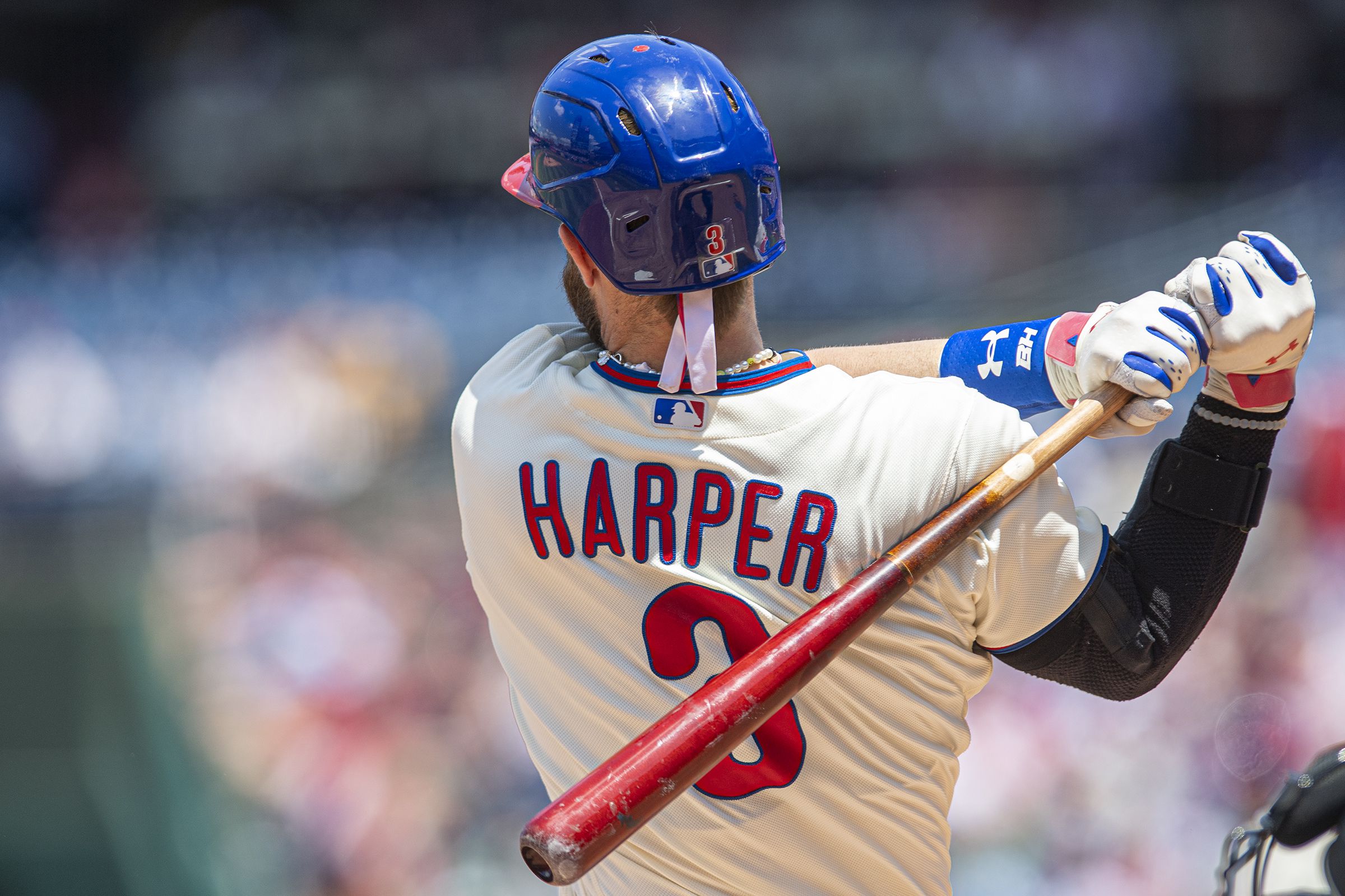 Bryce Harper and other MLB stars swing only one bat — and it's made in  Philly's backyard
