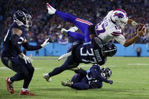 MNF: Buffalo Bills vs Tennessee Titans 9/19/22 NFL Picks, Predictions, Odds