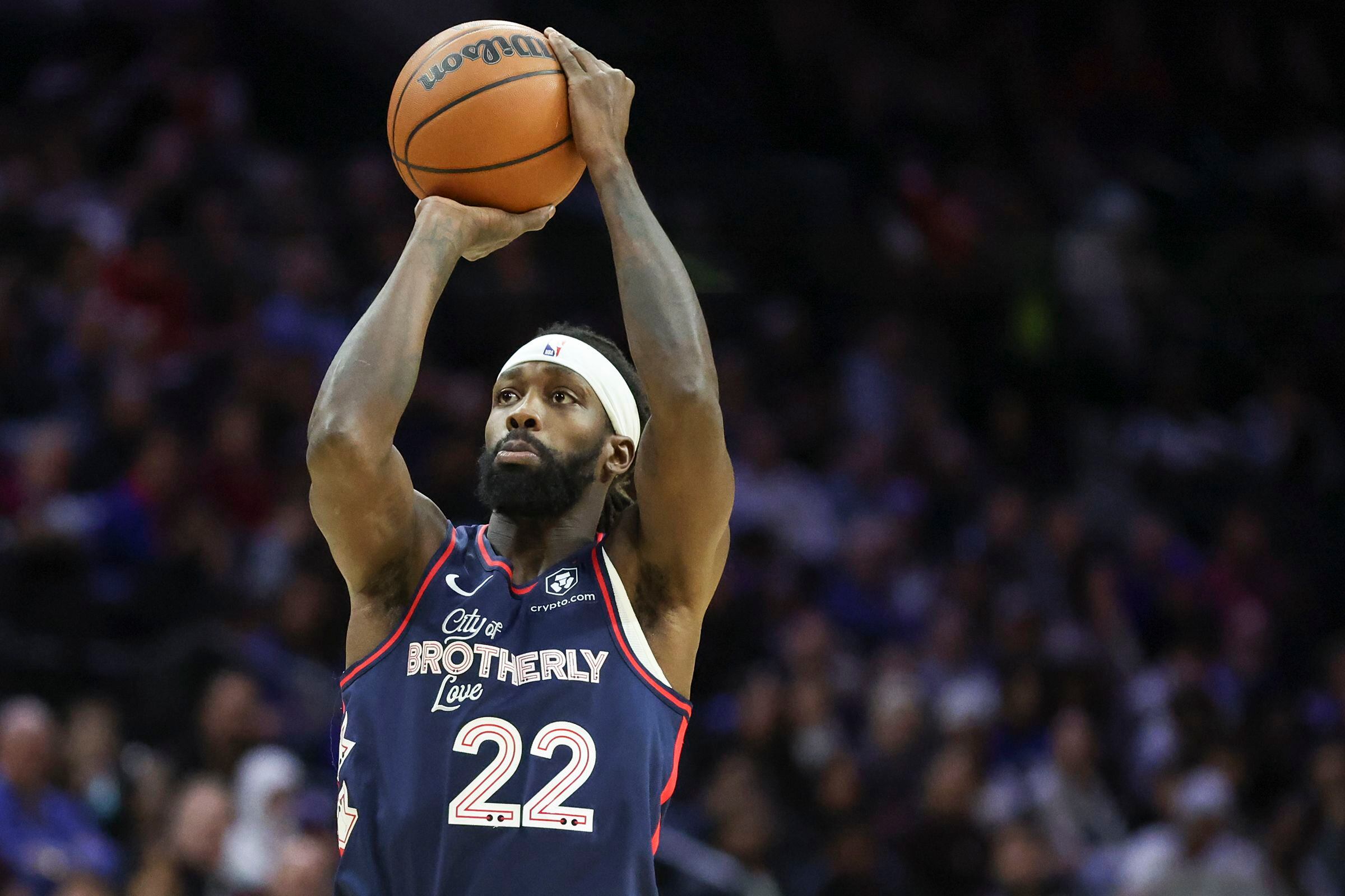 Sixers' Patrick Beverley gives holiday gift; Little Caesars Arena is