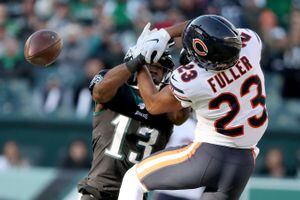 As Philadelphia Eagles' Jordan Howard approaches Chicago Bears