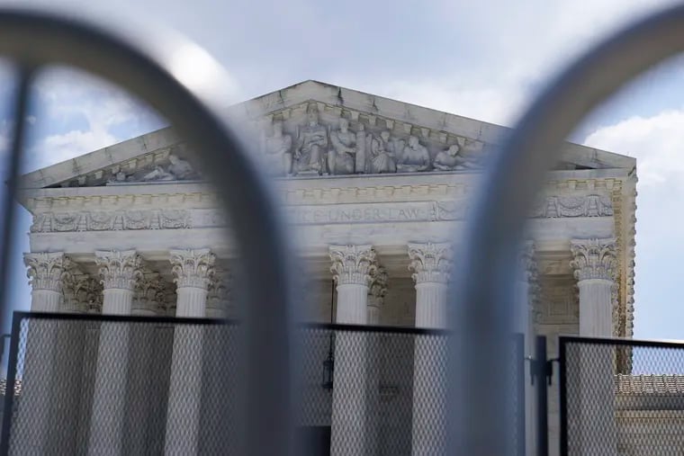 Supreme Court rule against detained immigrants seeking release