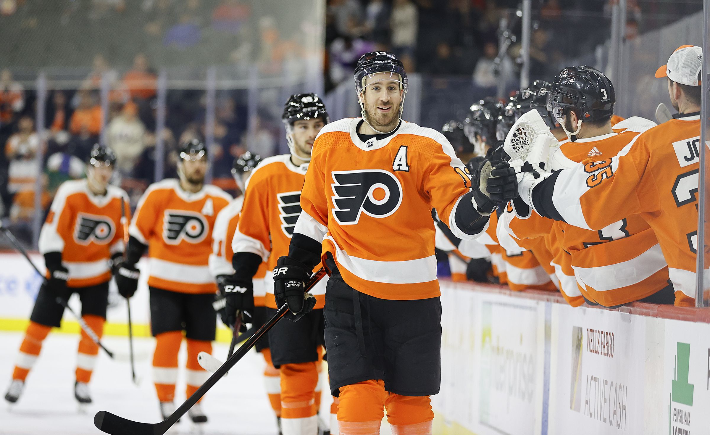 Kevin Hayes the NHL's 2022 Masterton Award Philadelphia Flyers' nominee