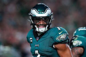 Philadelphia Eagles vs. Tampa Bay Buccaneers Monday Night Football: How to  Watch, Betting Odds - Sports Illustrated Philadelphia Eagles News, Analysis  and More