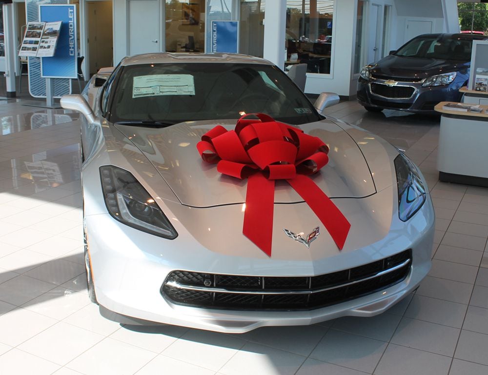 Car Sales Are Slowing, Say the People Who Make Giant Bows - Kelley