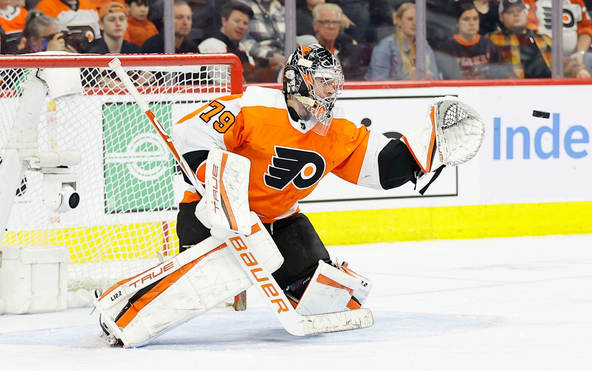 Carter Hart is a standout from the start in Flyers' win – Delco Times
