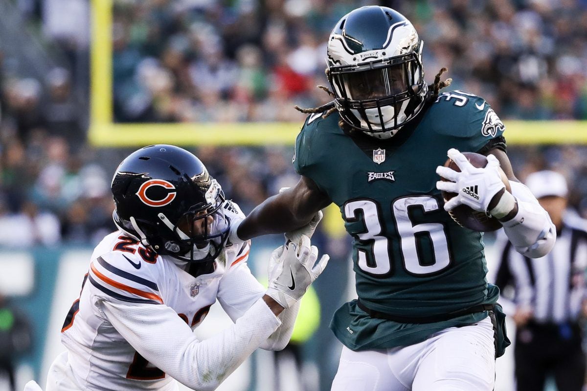 Why are Eagles picking their 'spots' with Jay Ajayi? Doug Pederson