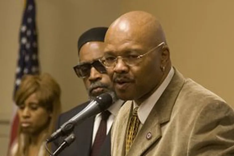 Labor leader Sam Staten Jr., at a news conference yesterday about minorities and city construction, said he was &quot;totally against&quot;a City Council amendment. Story in Local.