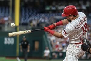 I juxtaposed the Stairs and Schwarber homers—amazing how many similarities  despite the 14 year difference : r/phillies