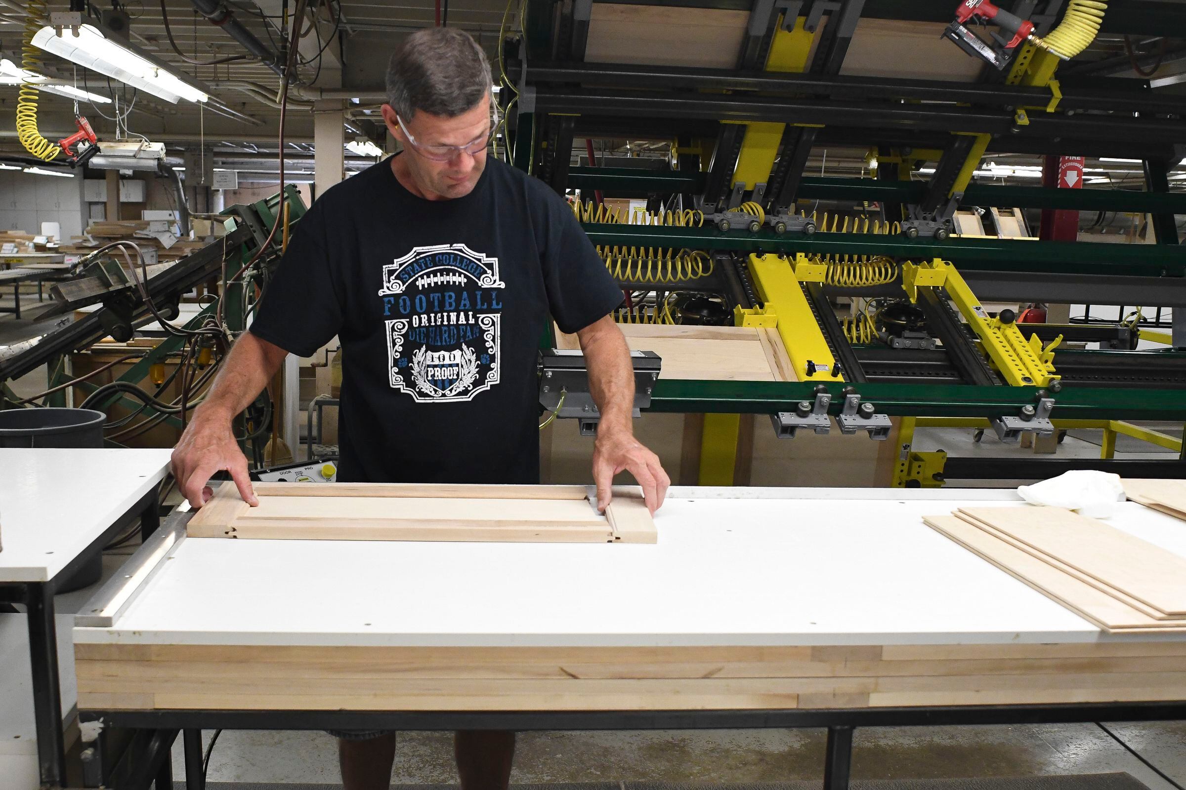 In Rural Pa Wood Mode Cabinet Company Comes Back From The Brink