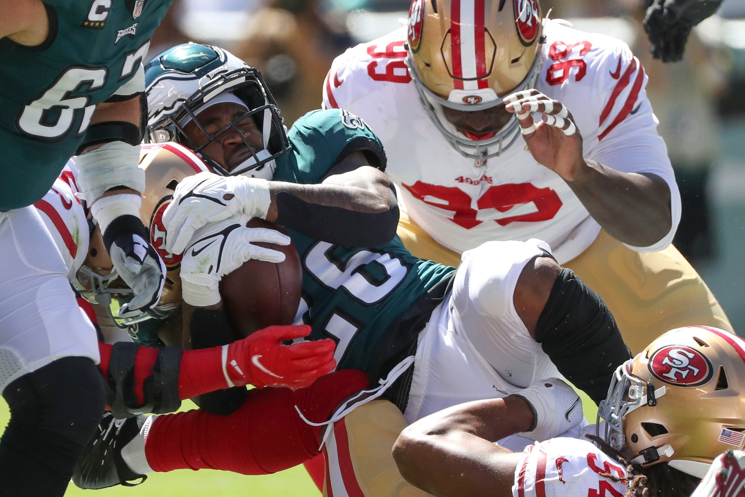 Philadelphia Eagles lose to San Francisco 49ers 17-11 in Week 2, also lose  Brandon Graham to injury