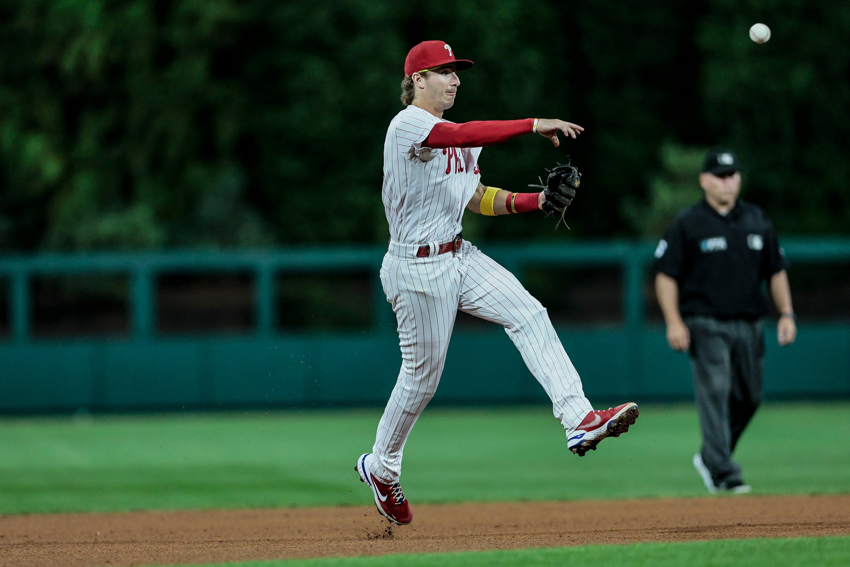 Phillies snap 5-game skid as Vierling's walk-off hit in 10th caps