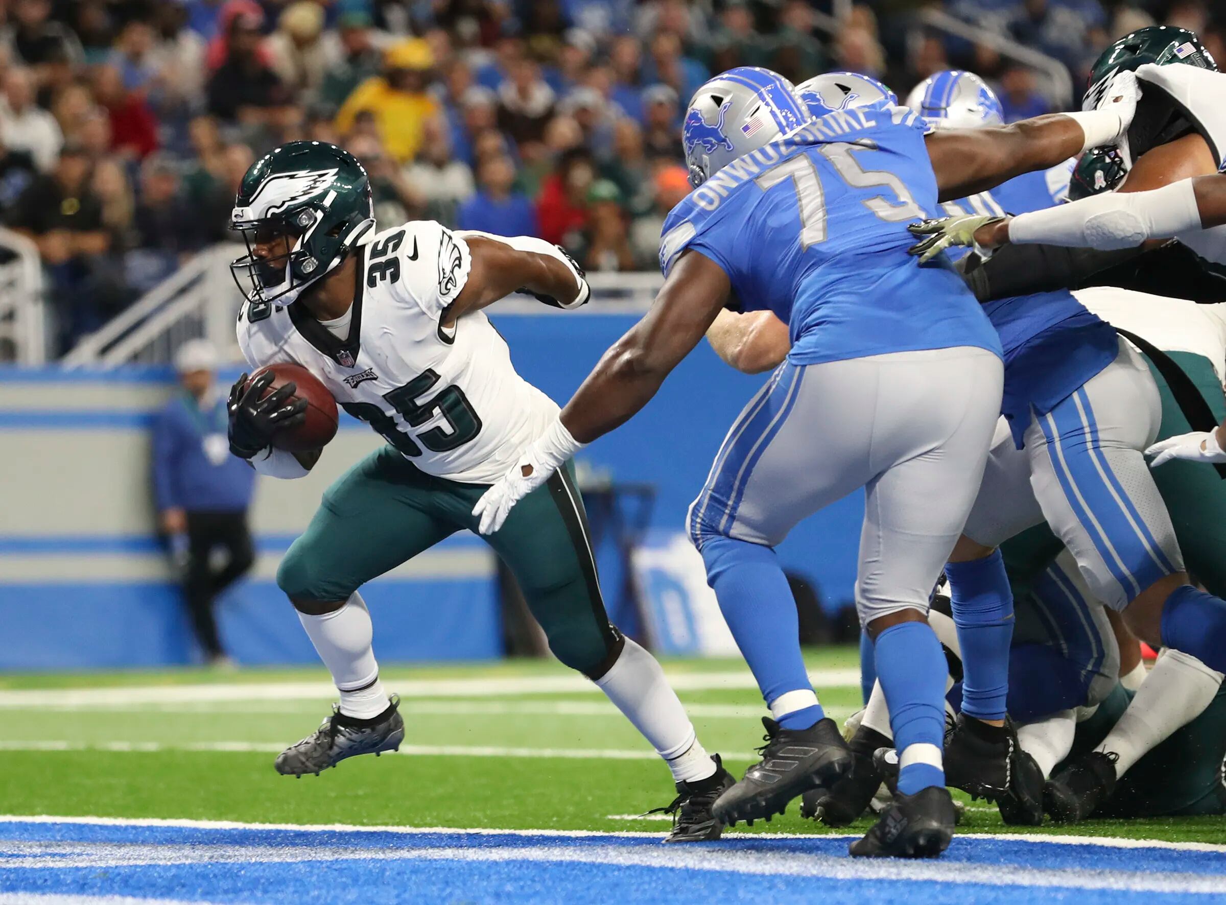 See the Philadelphia Eagles beat the Detroit Lions, 44-6 — NFL, Week 8