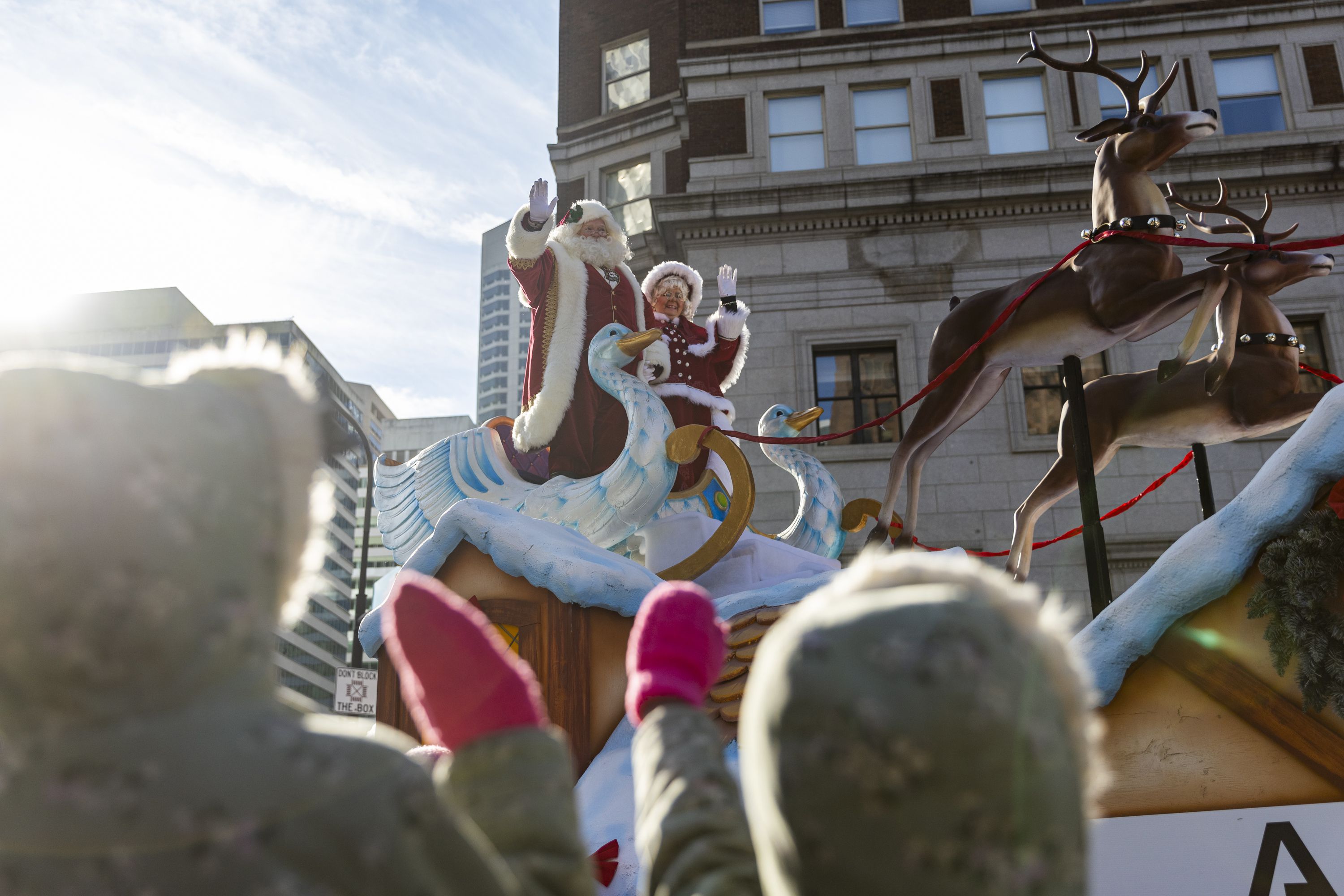 A Guide to the 2023 Thanksgiving Day Parade in Philly — Visit