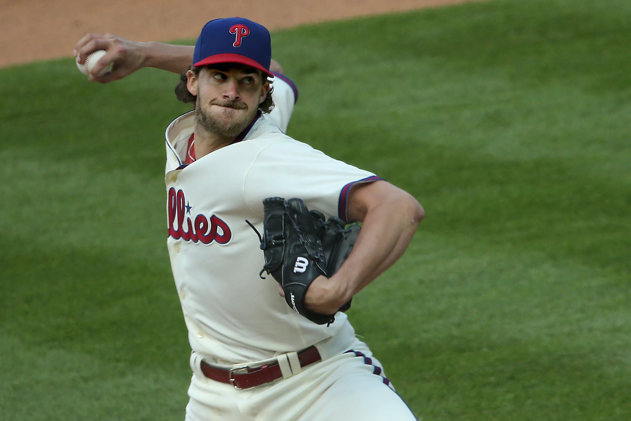 Aaron Nola pitches complete game shutout