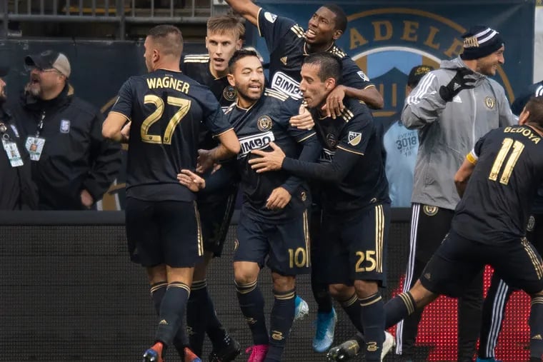 Marco Fabián's goal gives Union 4-3 win over New York Red Bulls