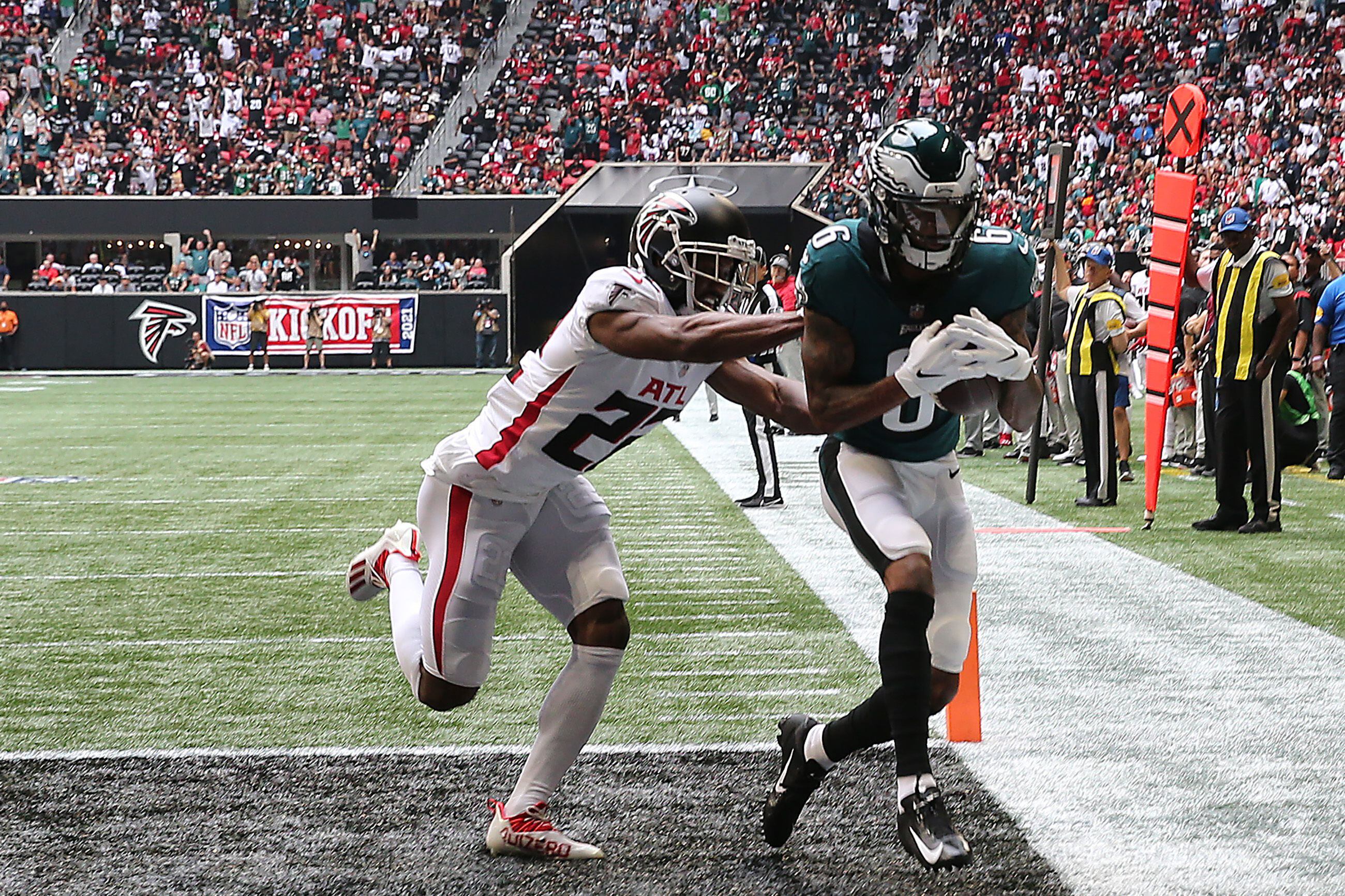 Can't-Miss Play: Philadelphia Eagles quarterback Jalen Hurts hits Eagles  wide receiver Devonta Smith in stride on a 63-yard bomb for a touchdown