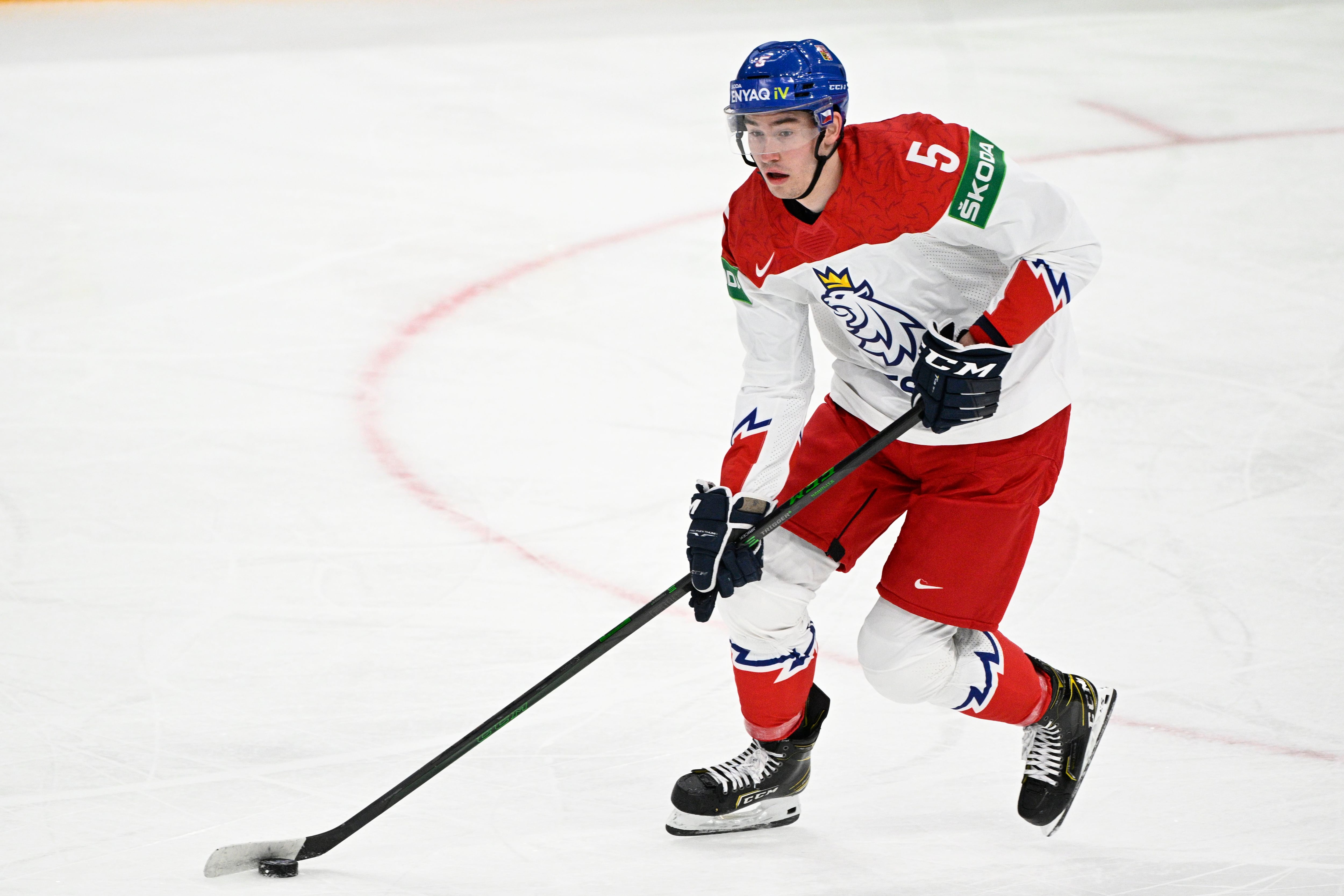 Who's No. 1? Uncertainty surrounding top pick at NHL draft