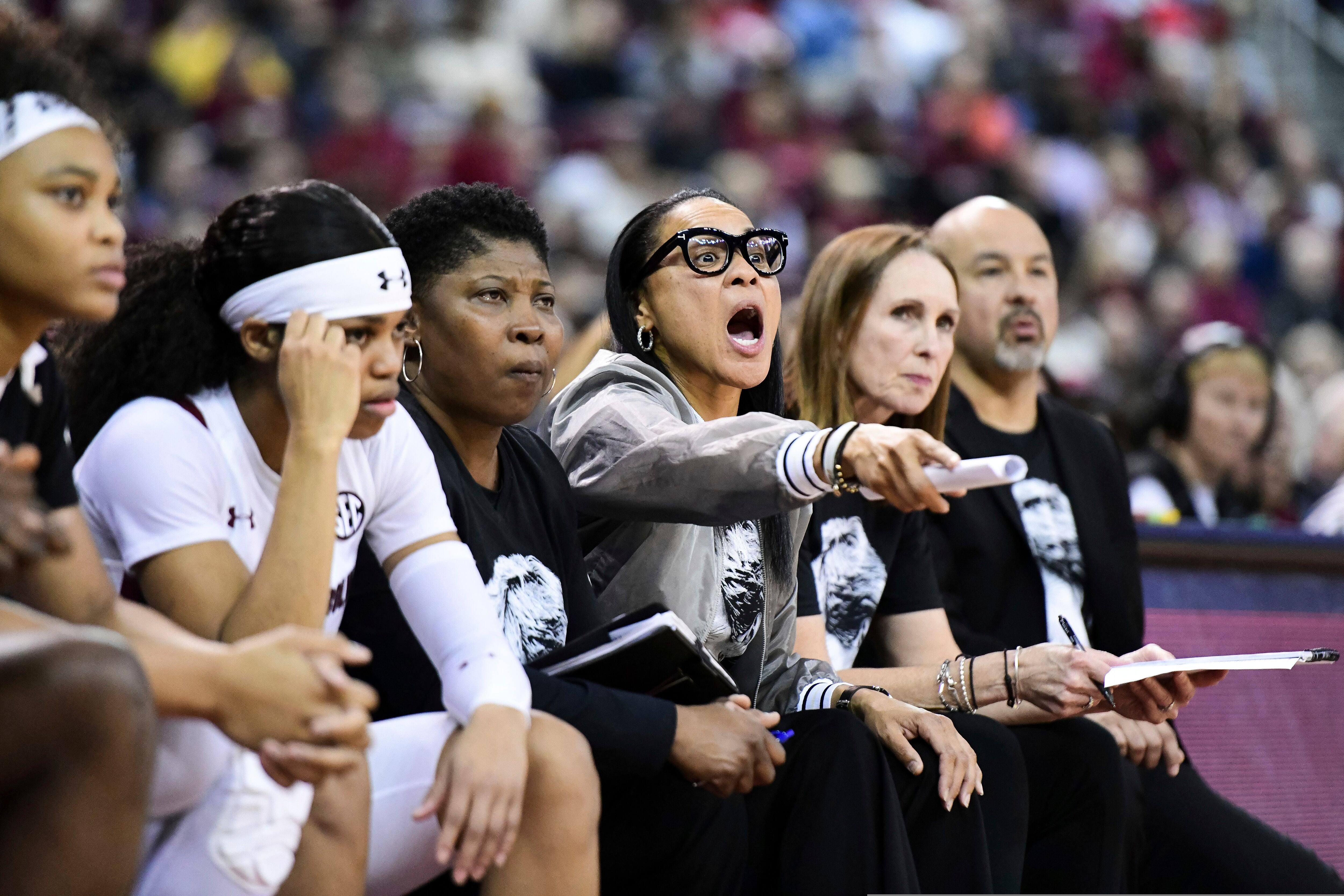 Sources: Philly's Dawn Staley To Coach US Women's Olympic Hoops Team - CBS  Philadelphia